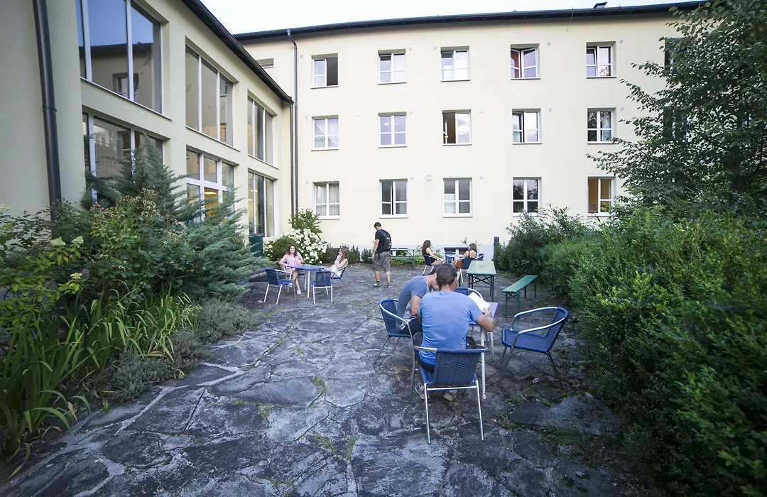 Muffin Hostel-1