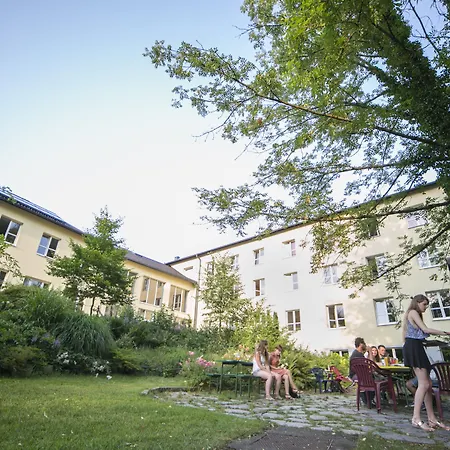 Muffin Hostel-3